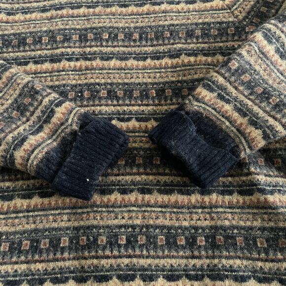 Patagonia Men’s Recycled Wool Sweater Cottage Isle: New Navy - Size: XXL - Picture 8 of 10